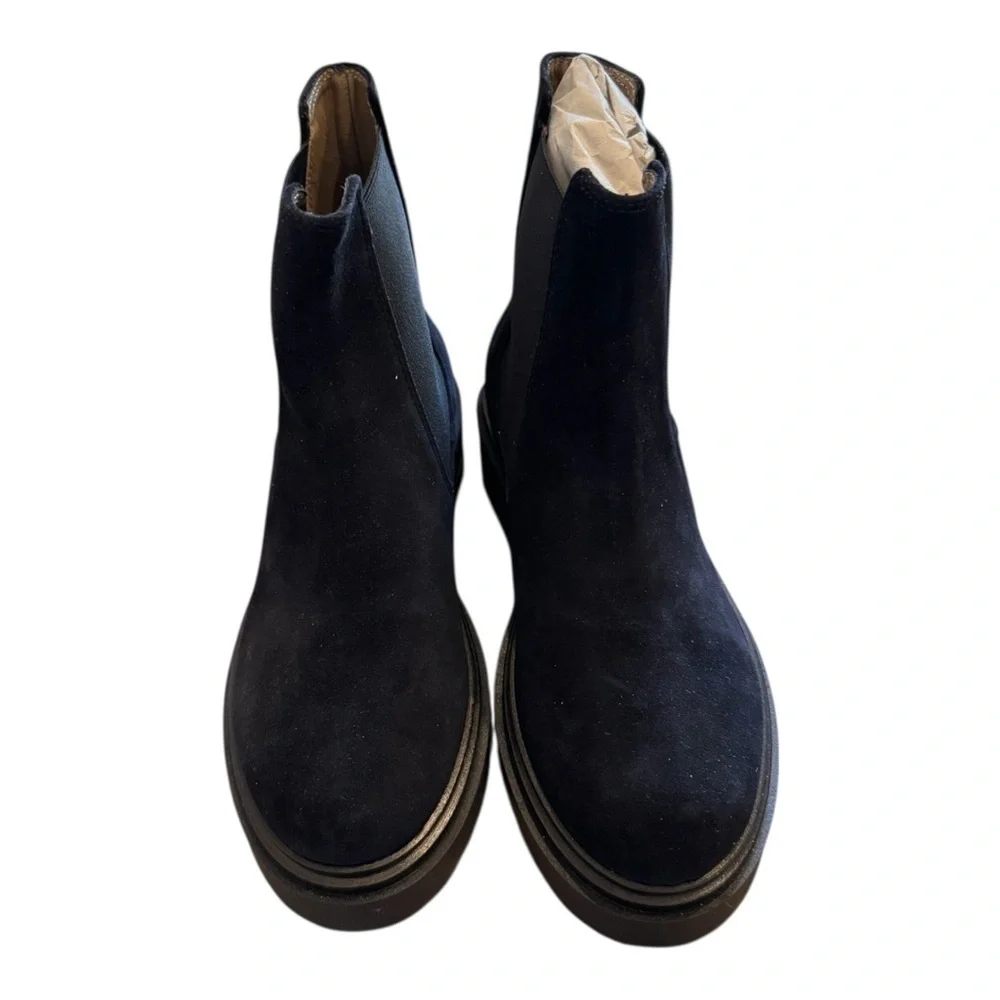 Italeau Waterproof Suede Chelsea Boot NIB